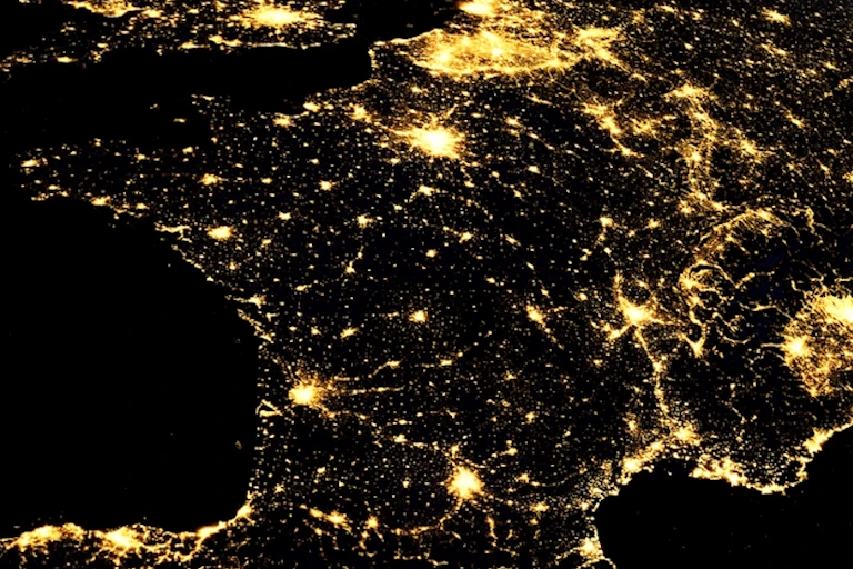 La France de nuit, vue par satellite.