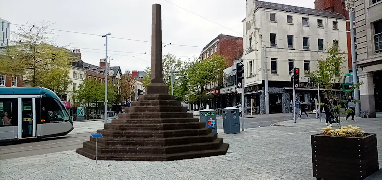 A ar representation of a Medieval pillar.