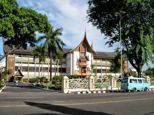 Pakar Menjawab: Dengan UU baru, akankah Sumatera Barat menyusul Aceh sebagai provinsi yang menerapkan syariat Islam?