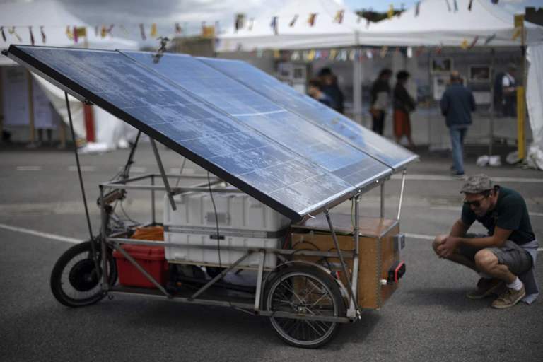 Un vélo solaire