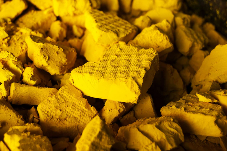 Yellowcake uranium