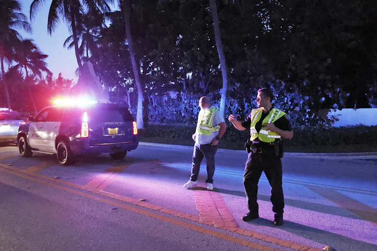 Police outside Mar-a-Lago