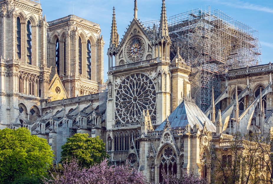 Notre-Dame de Paris après l'incendie.