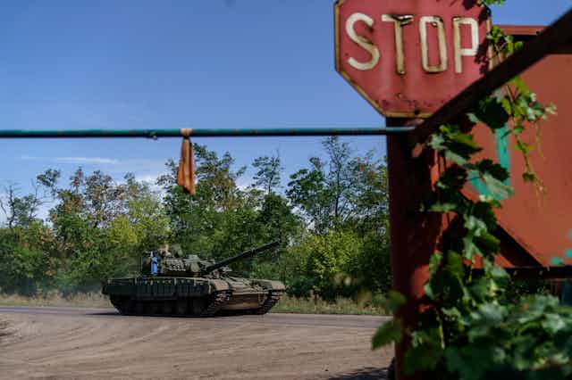 Ukrainian tank driving in the Donetsk region