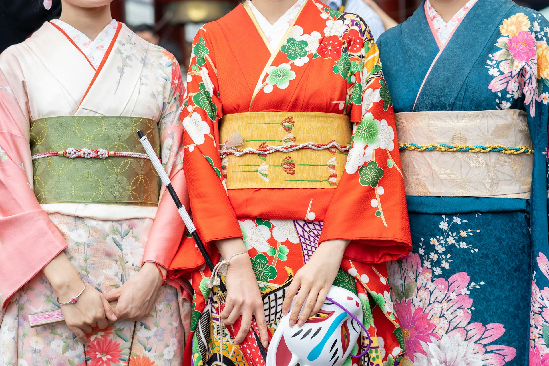 12 Different Japanese Traditional Clothing - Textile Details