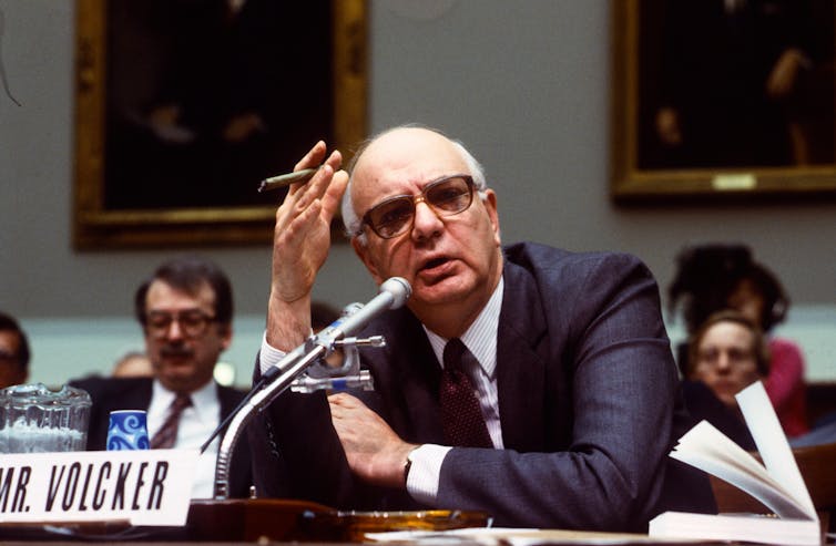 Paul Volcker answering questions at a committee