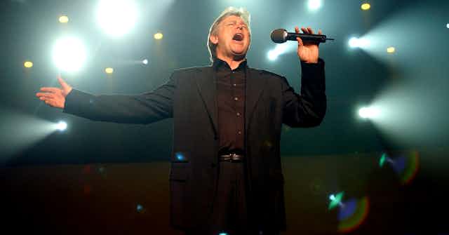 John Farnham performing in 2002