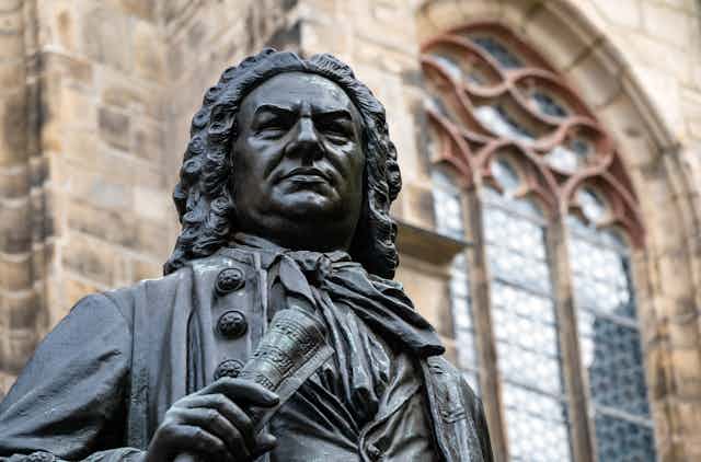 Estatua de Johann Sebastian Bach. 