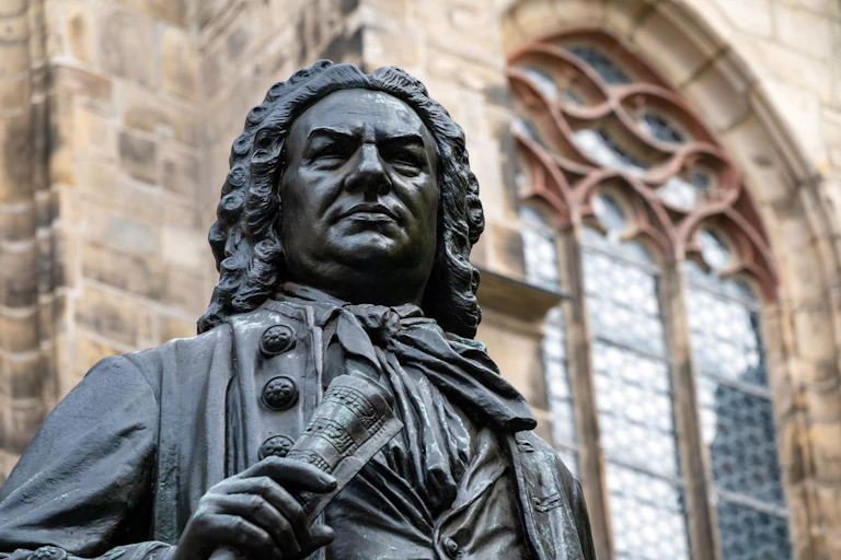 Estatua de Johann Sebastian Bach.