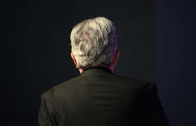 Jean-Luc Mélenchon, pris en photo de dos, lors d'une conférence donnée le 14 juin à Toulouse.
