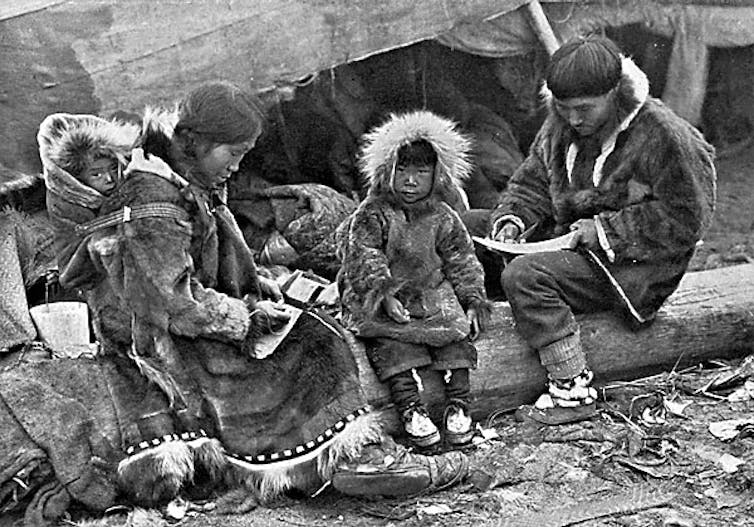 An Inuit family