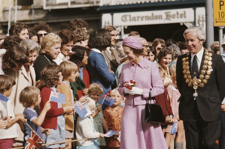 Queen Elizabeth and Christchurch mayor Hamish Hay in 1977