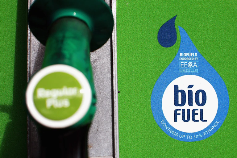 A sign for biofuels at the pump