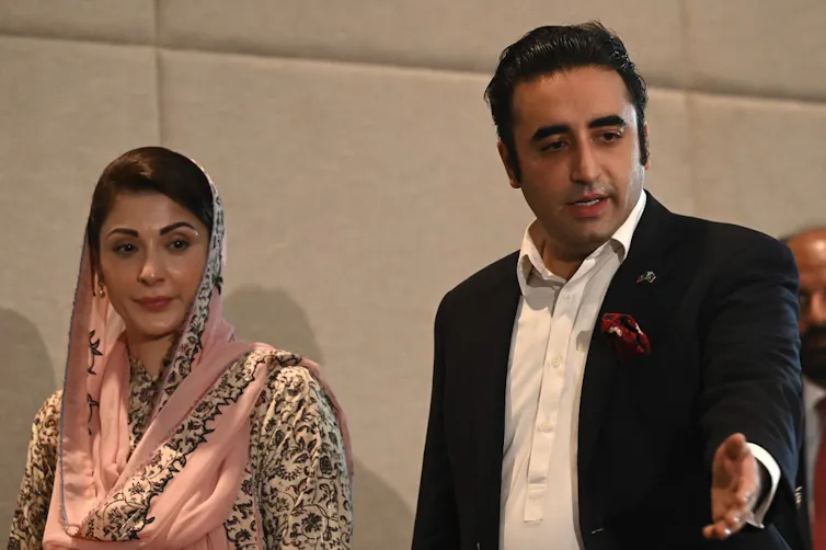 Bilawal Bhutto Zardari et Maryam Nawaz à Islamabad, le 25 juillet 2022