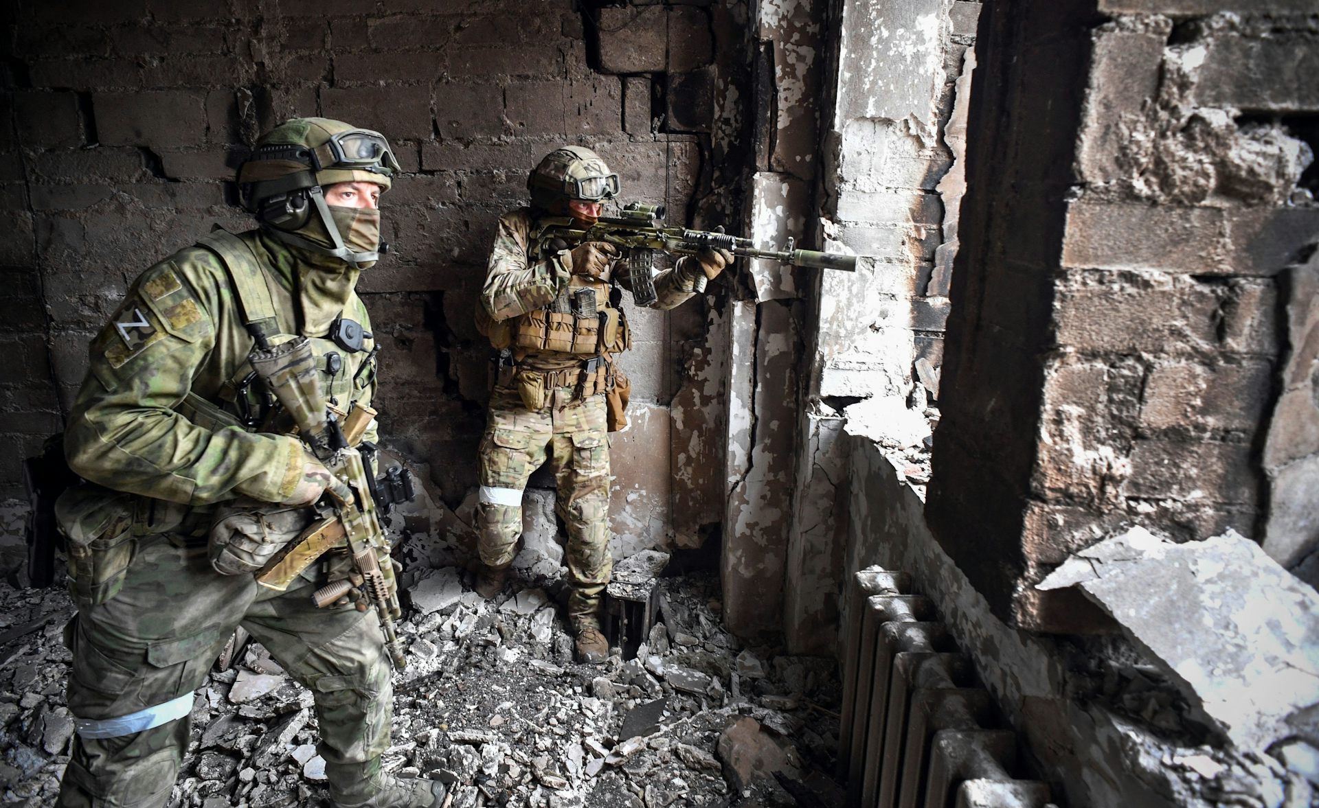 Ukrainian Soldier Describes Russian Troops as Undefeatable Zombies  