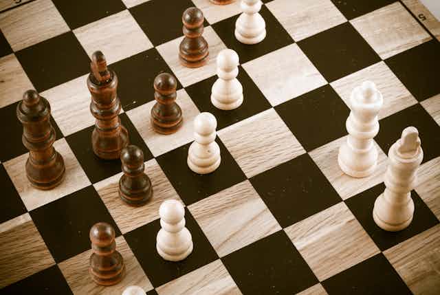 how to cheat the chess and win very easy