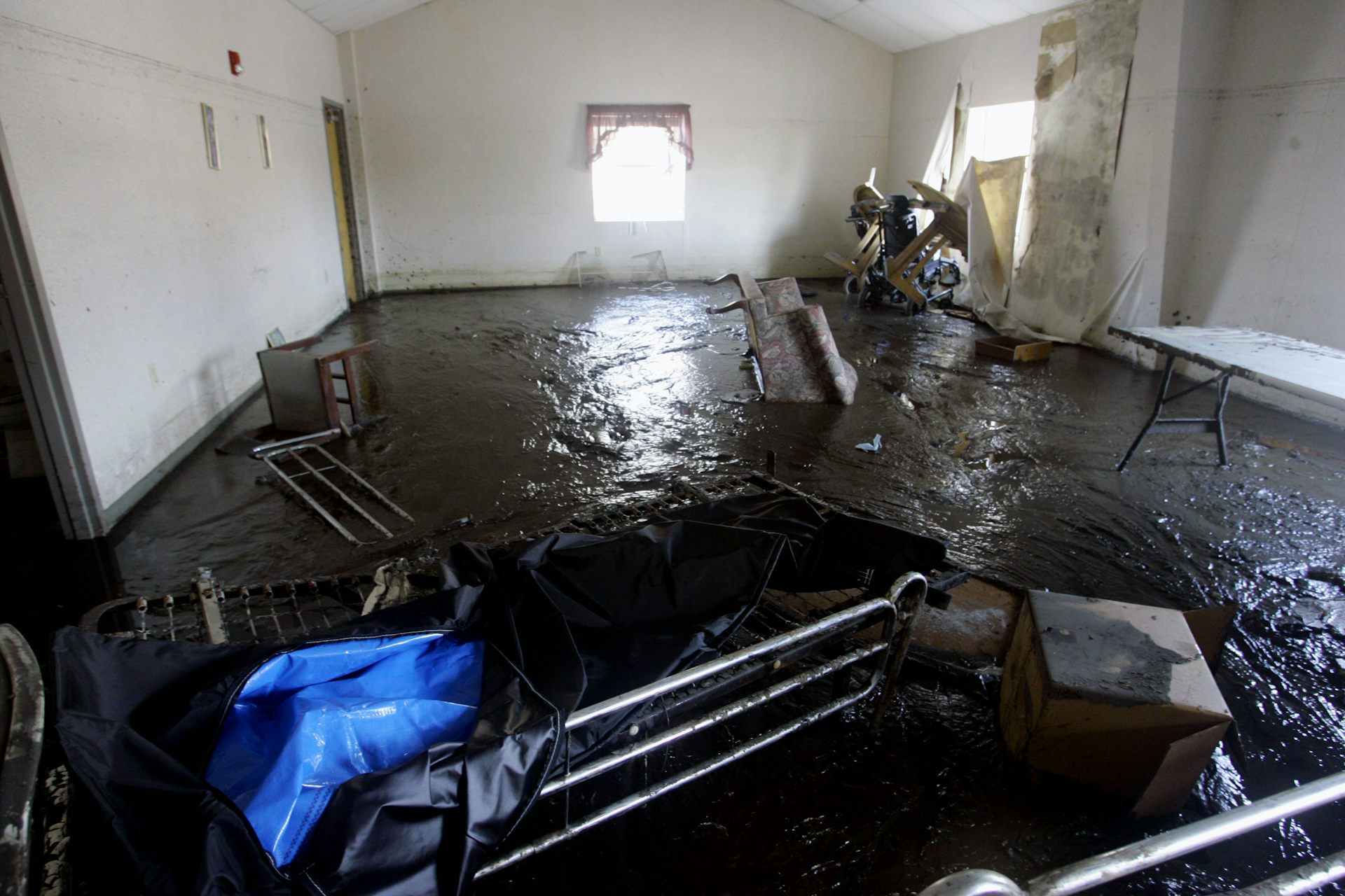 Hurricane Ian Flooded A Hospital And Forced Evacuations From Dozens Of ...