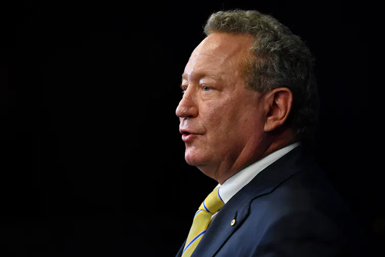andrew twiggy forrest side on