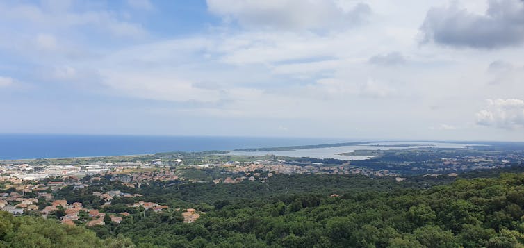 La lagune, la mer et la ville