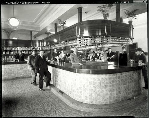 Are Aussie pubs really filled with tiles because it's easier to wash off the pee? History has a slightly different story