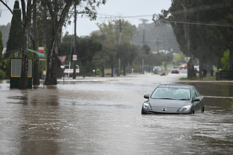 bendigo flooded car
