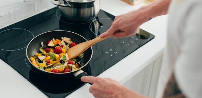 Nấu chín thức ăn | viamclinic.vn