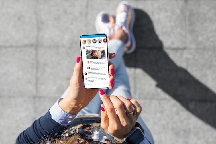 Twitter launches paid for blue ticks – looking at the potential impact this can have on online safety