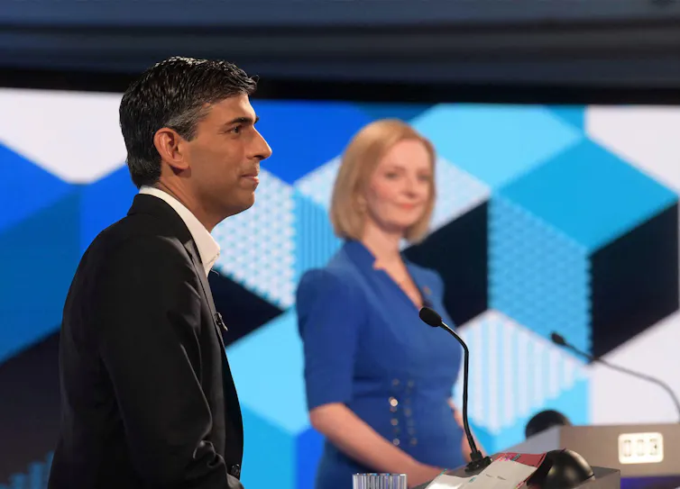 Politicians in televised debate