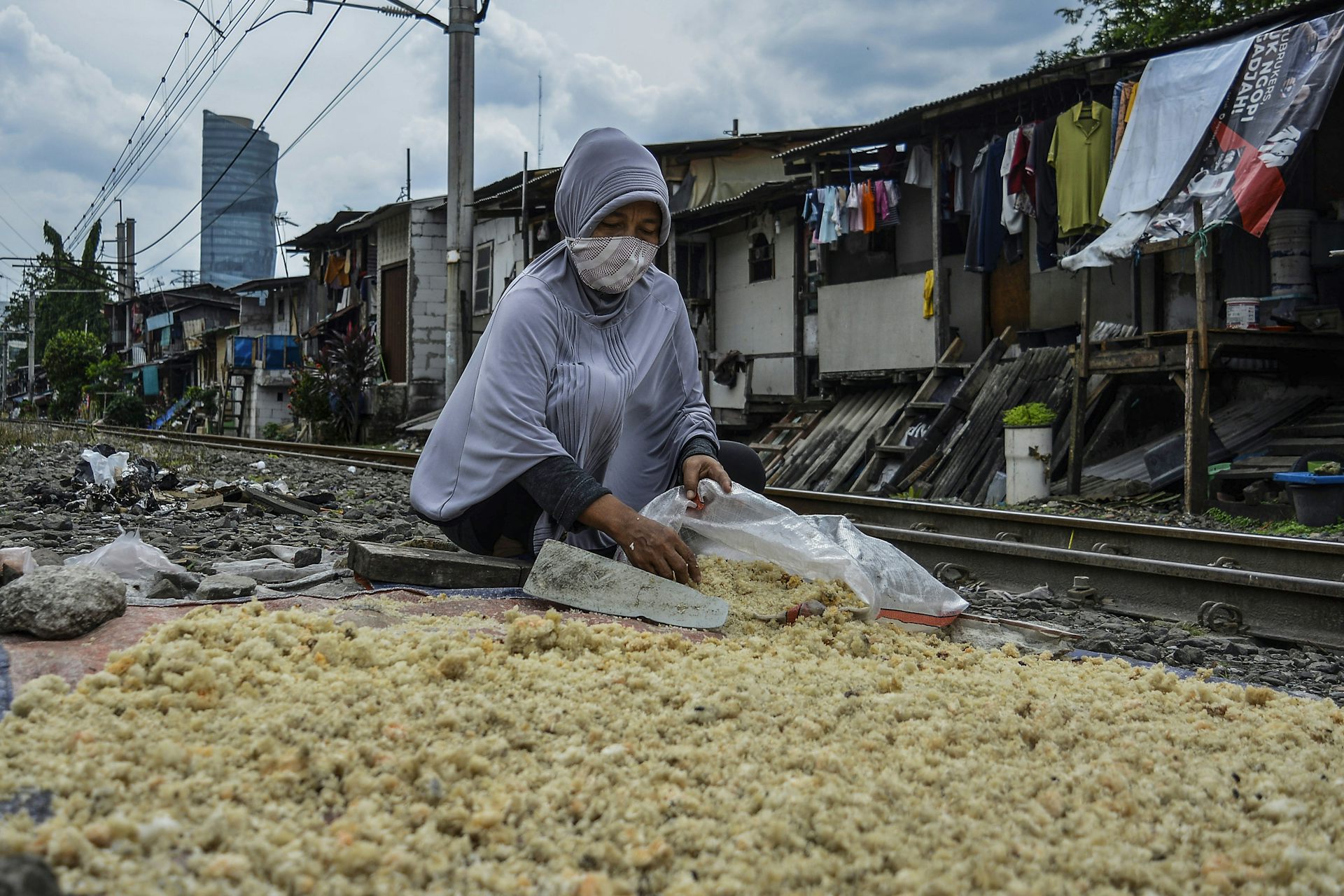 Orang Miskin Baru Indonesia Terbesar Kedua Di Asia, Kemiskinan ...