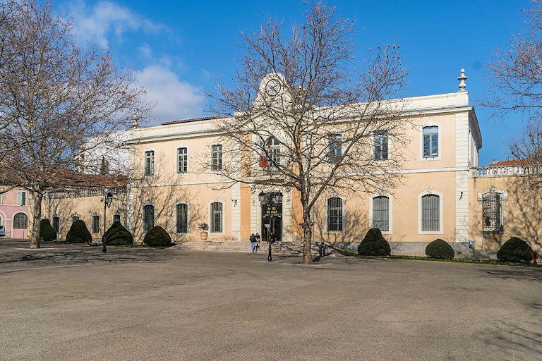 Mairie d'Alès dans le Gard