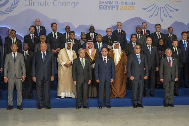 uma foto de grupo de líderes mundiais