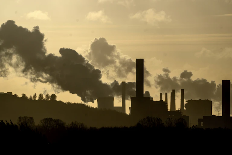 Smoke coming from a coal power plant