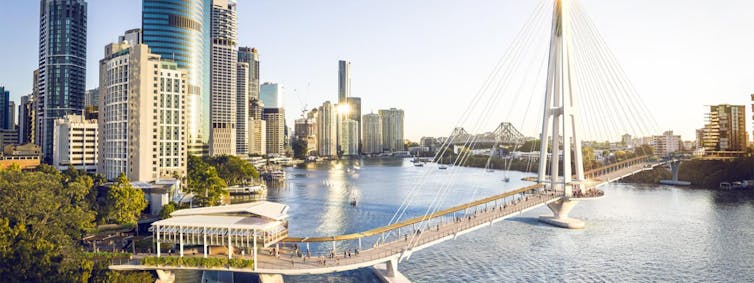 Artist impression of the Kangaroo Point to Ann Street green bridge now under construction in Brisbane.