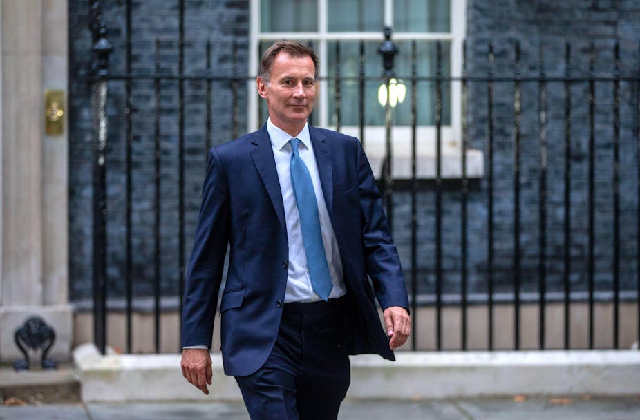 Jeremy Hunt on the move in Downing Street