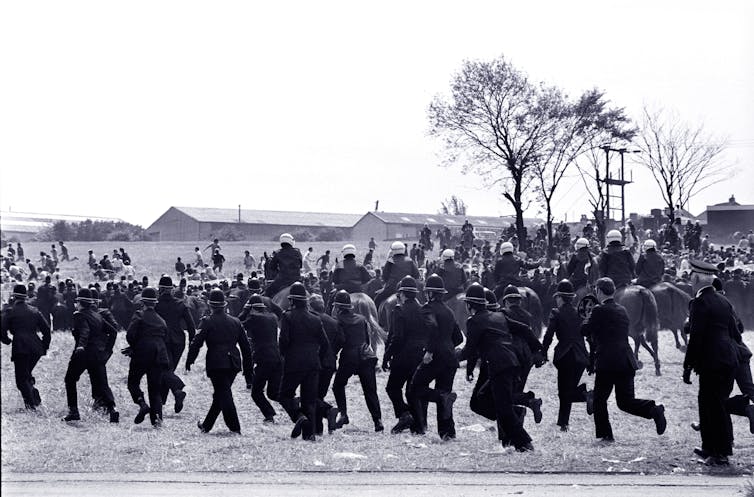 Violent conflict between the pickets and police outside the Orgreave coking plant, 1984