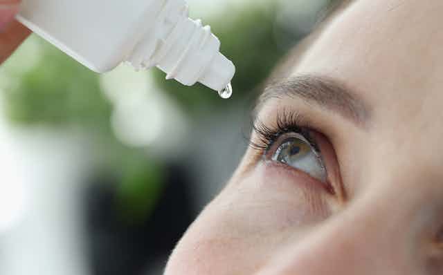Lágrima artificial y gotas oculares para el tratamiento del ojo seco