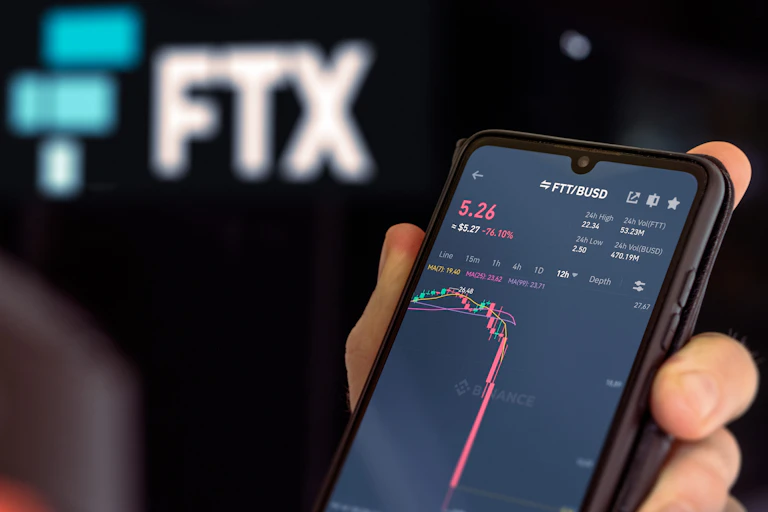 Image illustrating FTX collapse