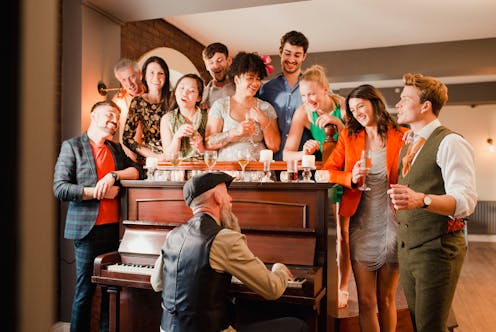 5 tips to take the best care of your voice for everyone who sings, from a speech pathologist