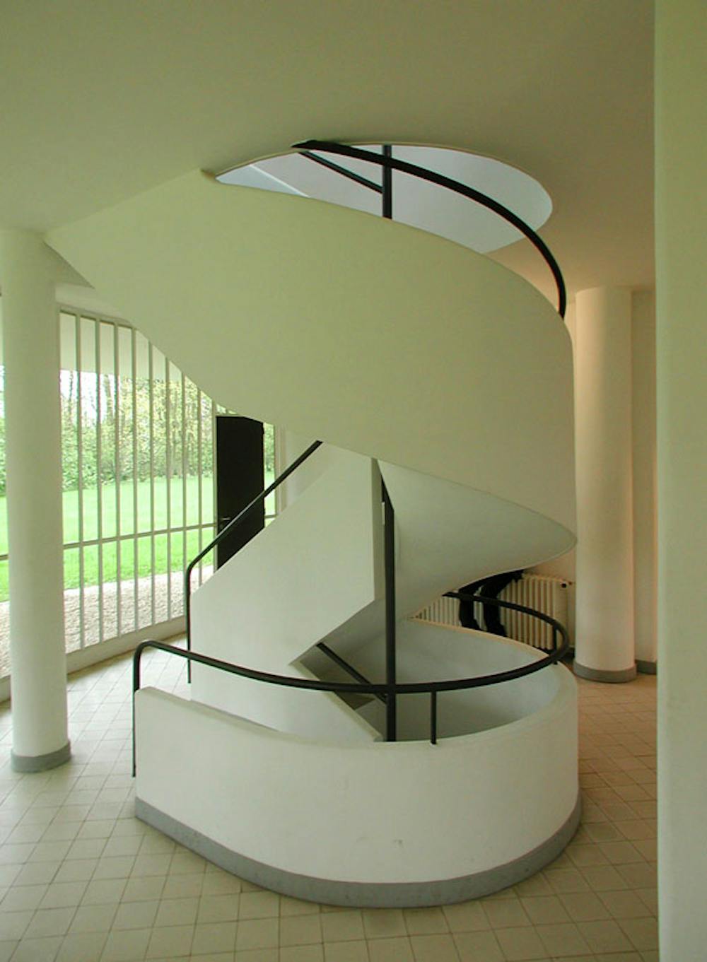 Sublime Design Le Corbusier S Villa Savoye