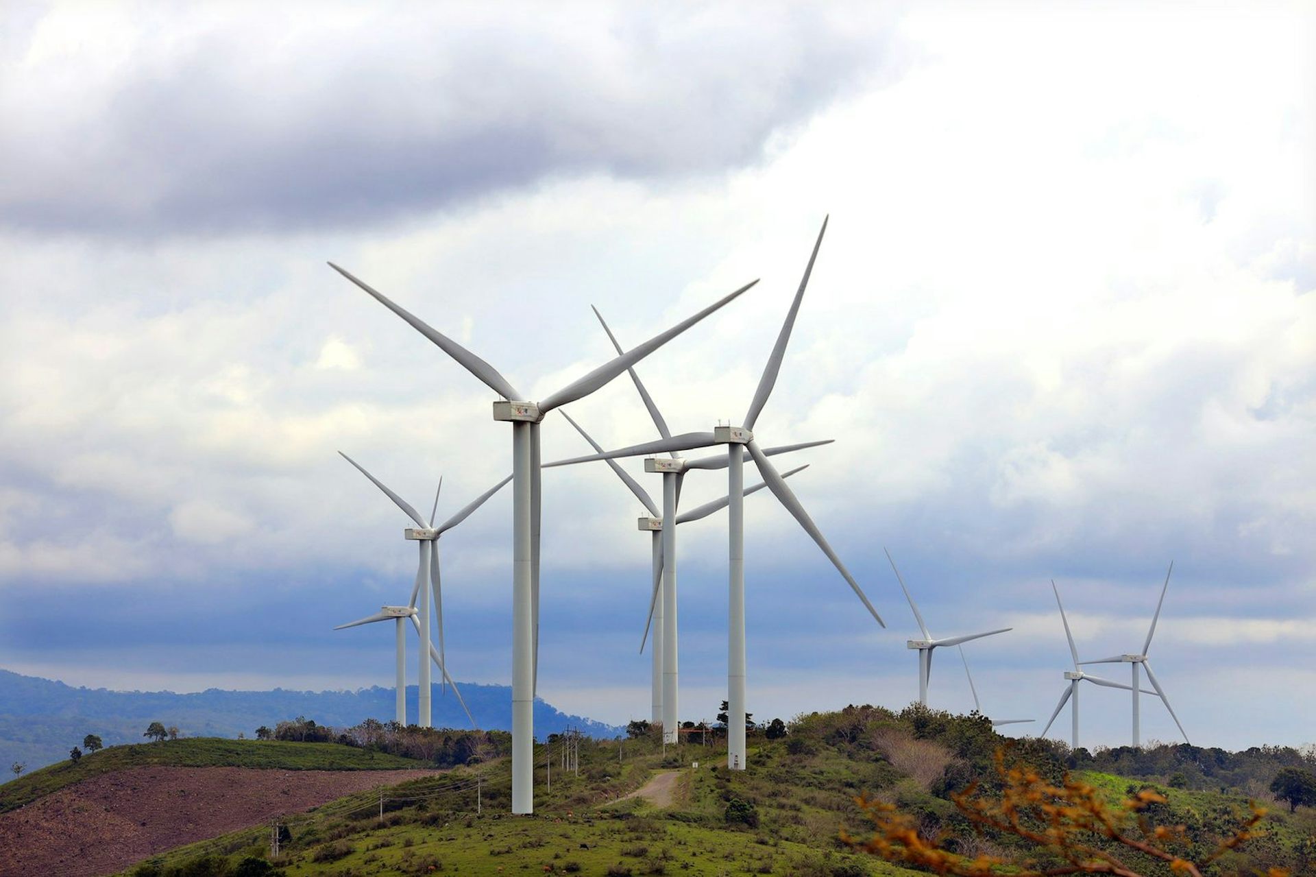 Pulau Sulawesi akan juarai listrik energi bersih pada 2030, Jawa-Bali kalah