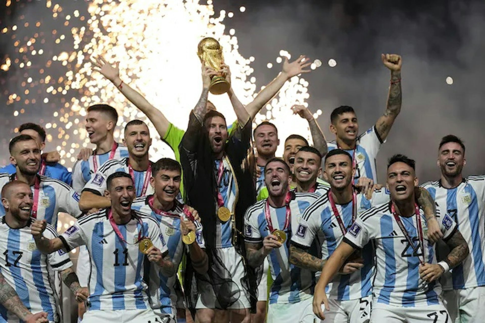 Piala Dunia FIFA 2022: Sebuah turnamen penuh kejutan dan kontroversi