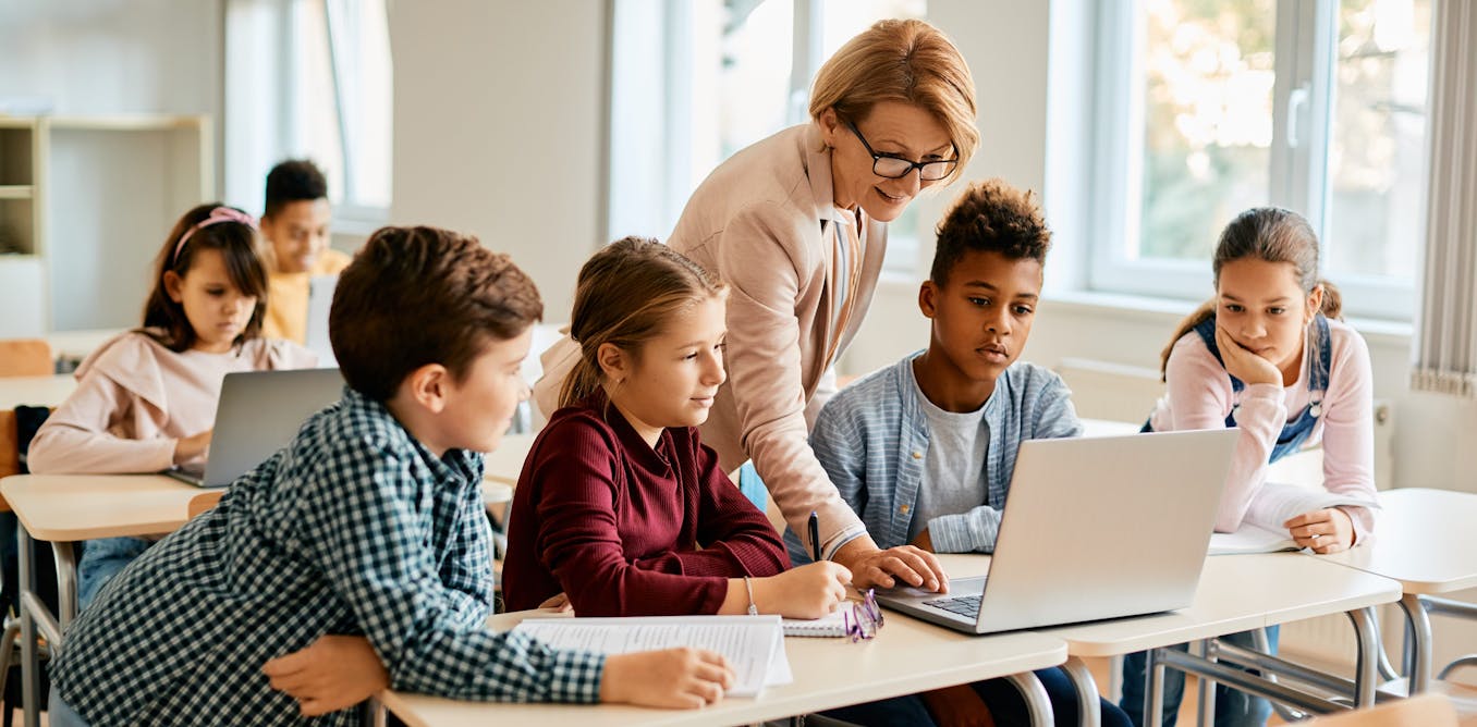 Digitalizar la educación es mucho más que tener ordenadores en los centros escolares