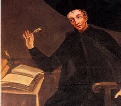 Retrato de un jesuita con sotana negra que escribe en un cuaderno.