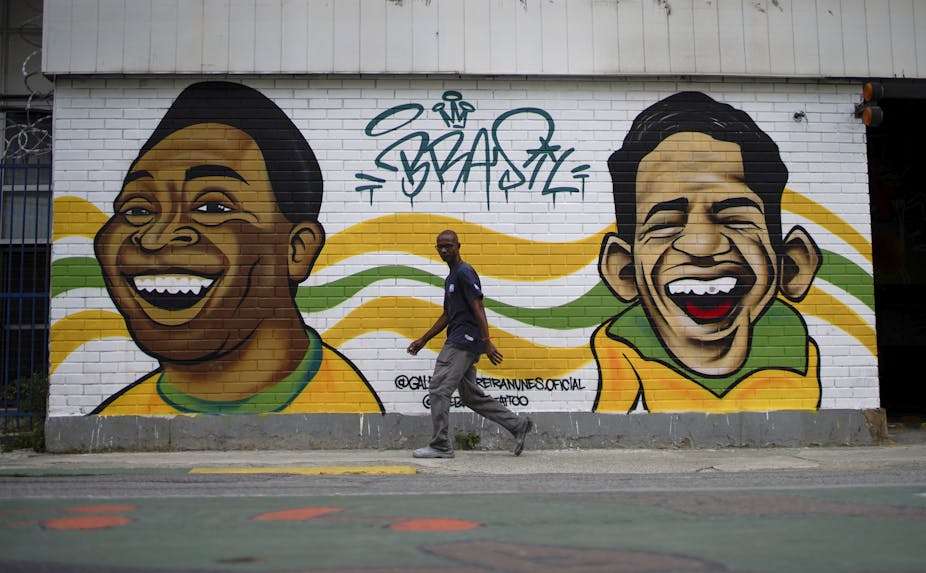 Fresque murale représentant Pelé et Garrincha