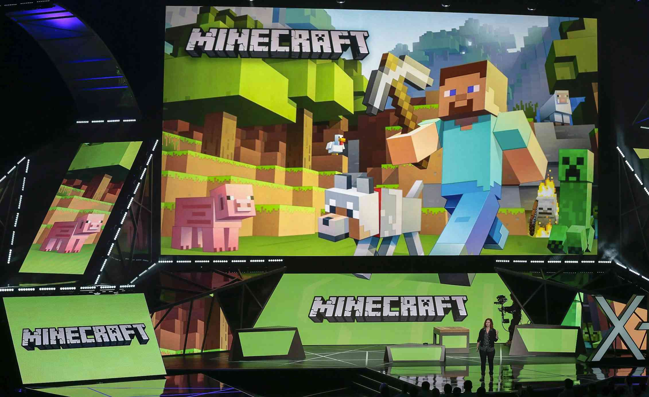 A photo showing minecraft figures.