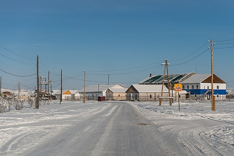 Una calle nevada en Oymyakon