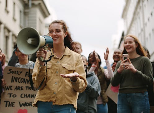 When it comes to finding Australia's future leaders, both the Liberals and Labor have a women problem: new study