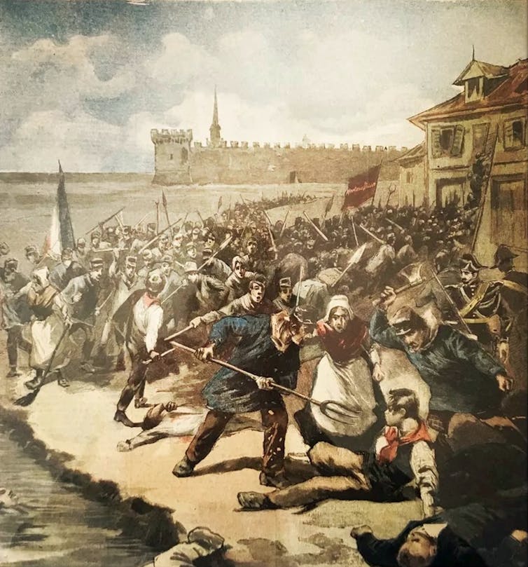 رجل فرنسي يحث مهاجرًا إيطاليًا بشوكة