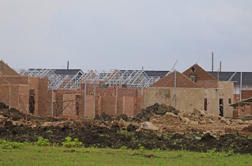 Makin sulit miliki rumah saat resesi, bagaimana memilih opsi pembiayaan hunian yang tepat?