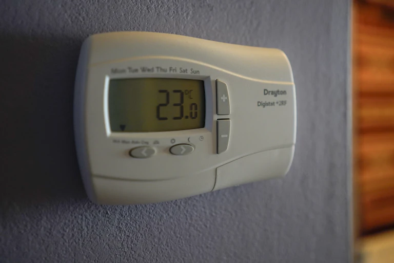 A thermostat at 23 C.